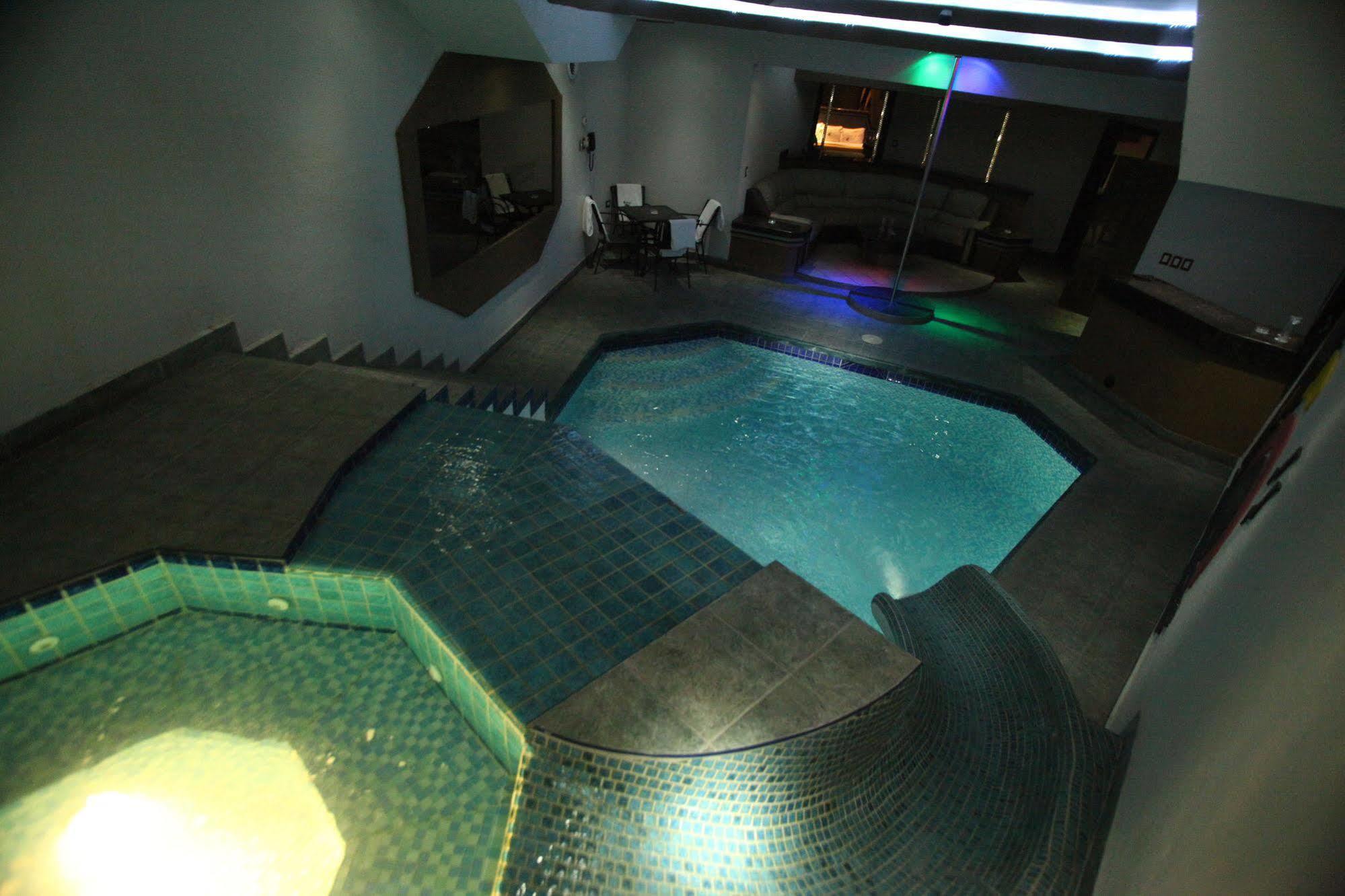 Motel Mediterraneo เม็กซิกาลิ ภายนอก รูปภาพ